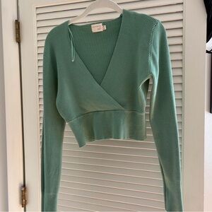 Women’s green sweater top